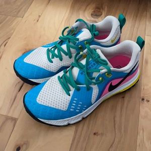 Nike trail wild horse sneakers colorful 💕💛🧡💚💙